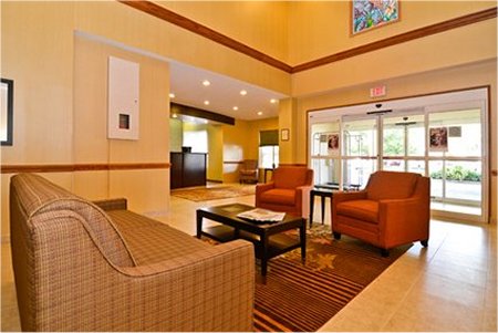Comfort Suites Universal Studios Area In Orlando Florida