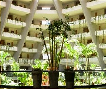 All Inclusive Pyramid Grand Oasis Cancun Mexico Luxury Hotel