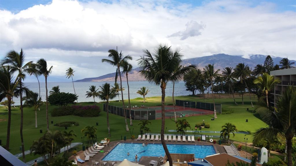 7 Nights at the Raintree at Maui Sunset Resort in Hawaii