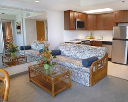 7 nights in a 1 BR Unit at the Imperial Hawaii Vacation Club in Honolulu,  Oahu, Hawaii for July 20, 2017